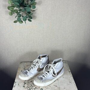 Nike > Blazer Mid Vintage 'Snakeskin Swoosh' 9
